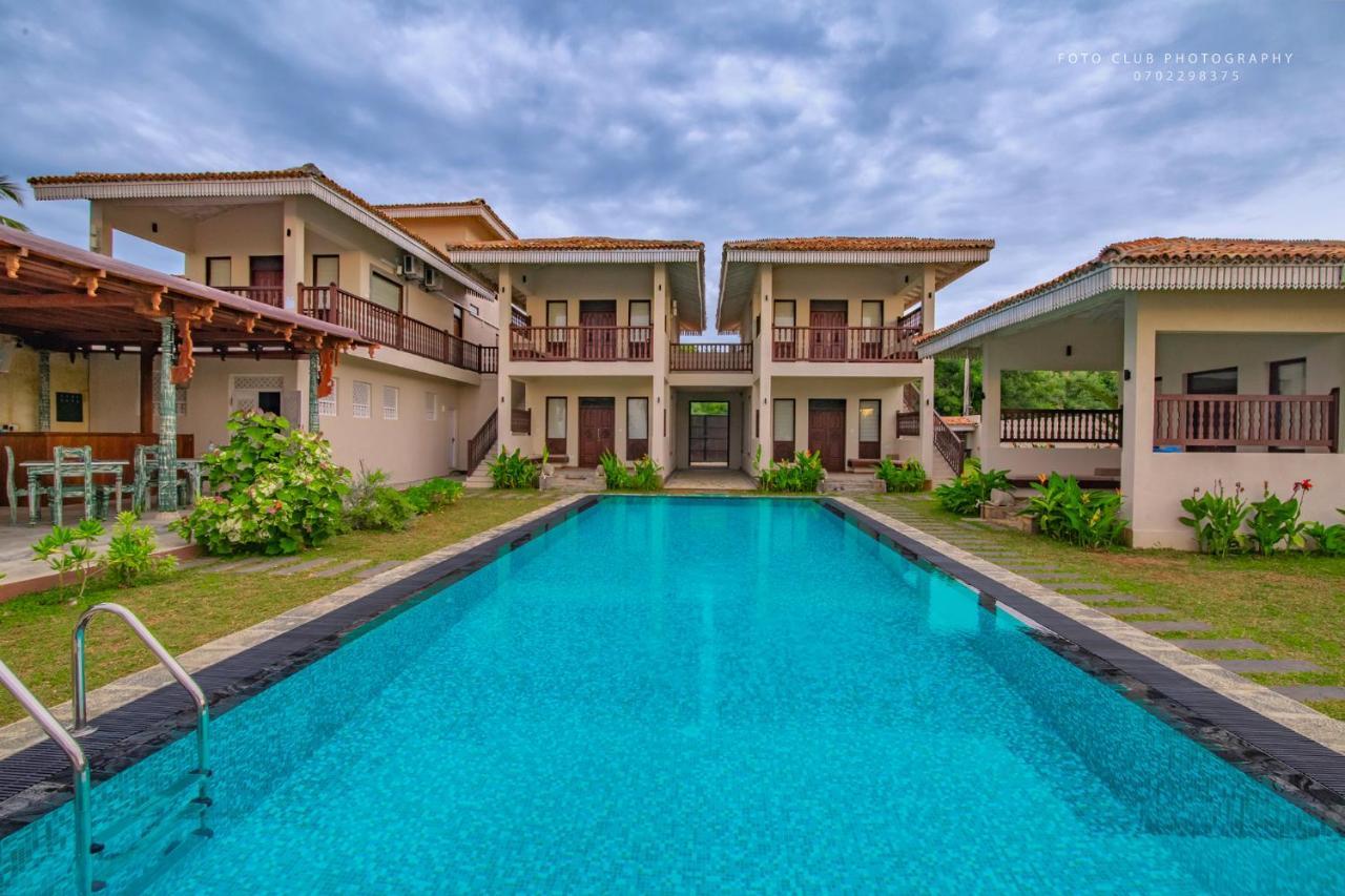 Guru Beach Resort Tangalle Exteriör bild
