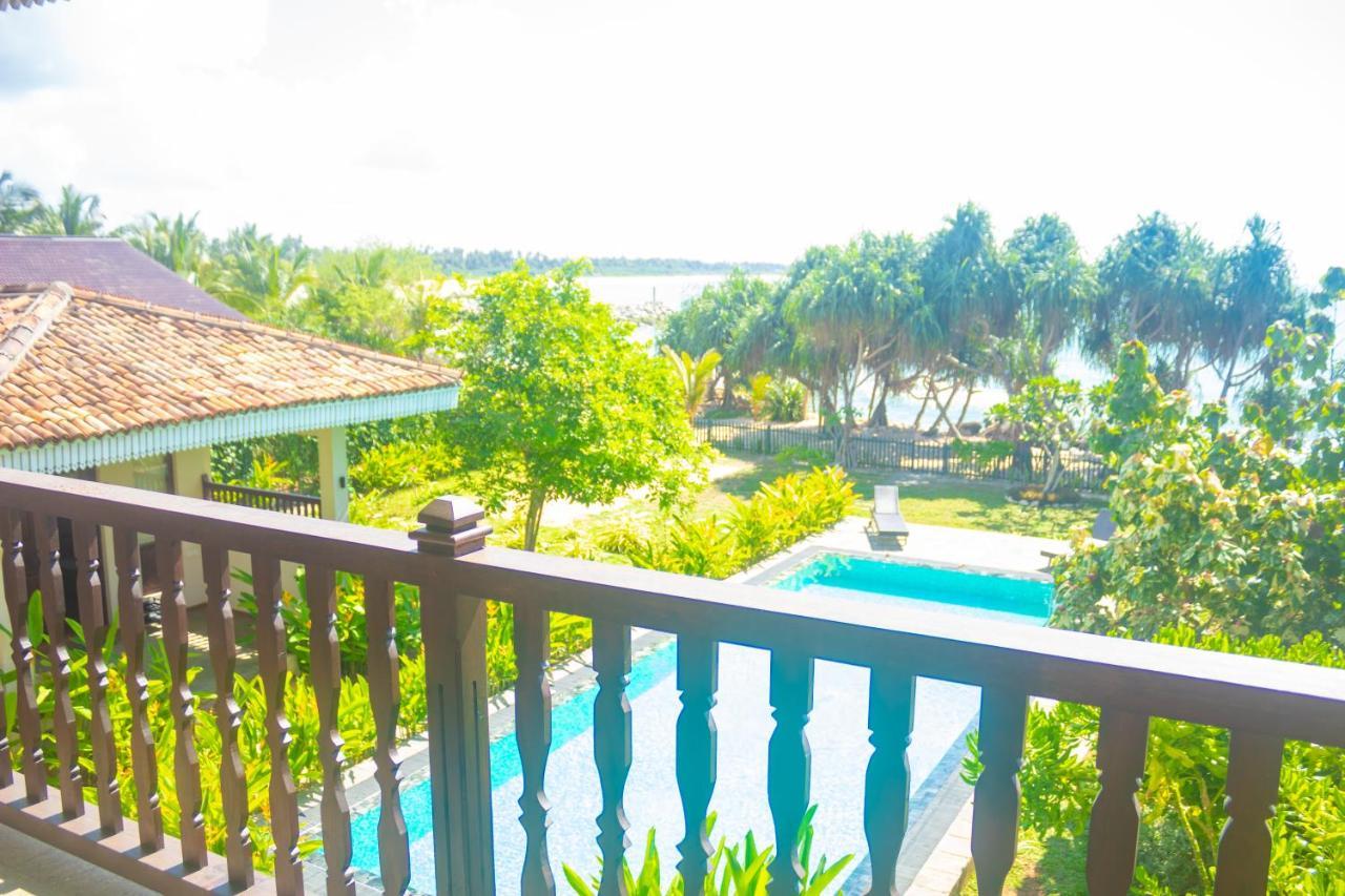 Guru Beach Resort Tangalle Exteriör bild