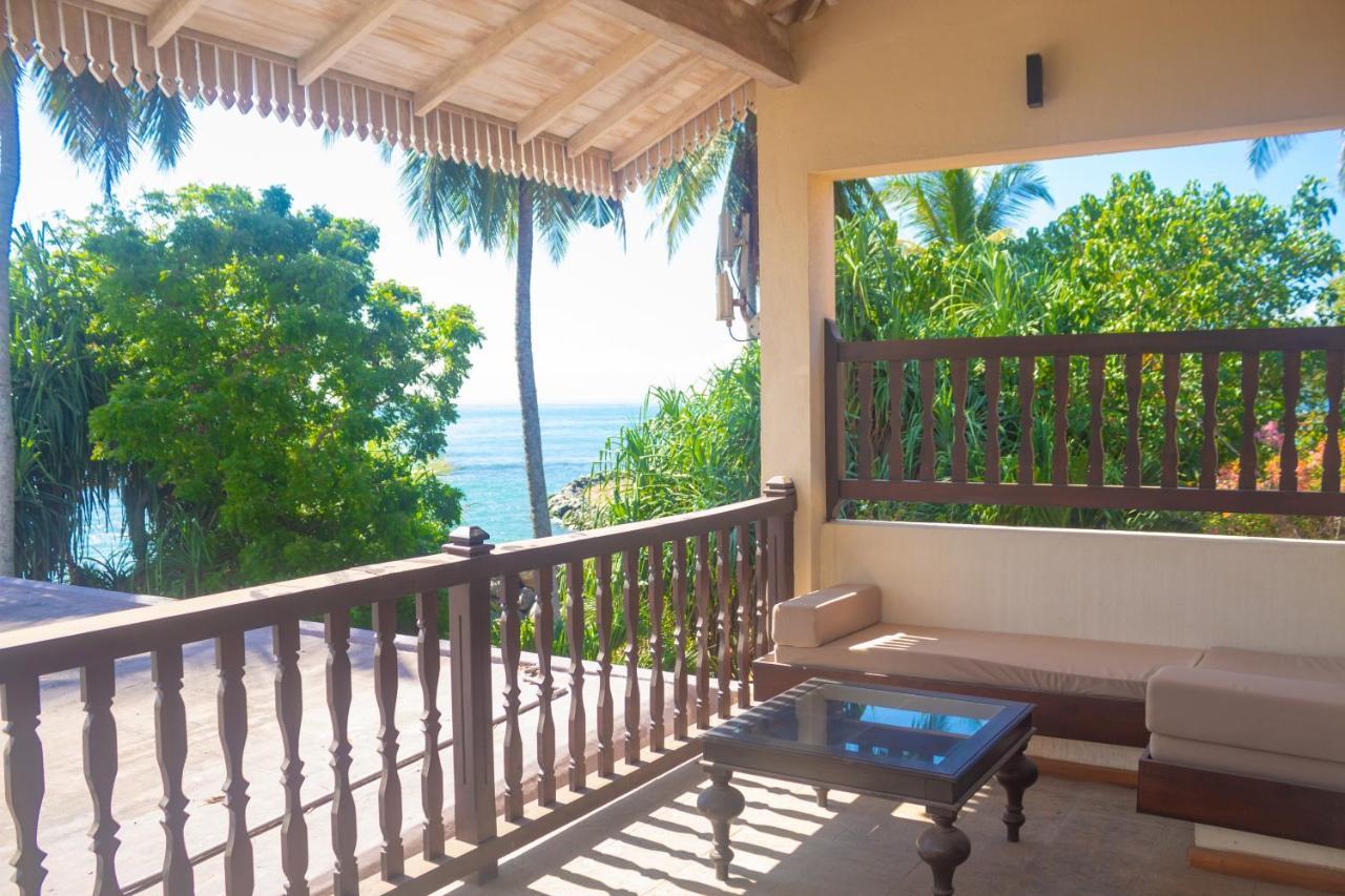Guru Beach Resort Tangalle Exteriör bild