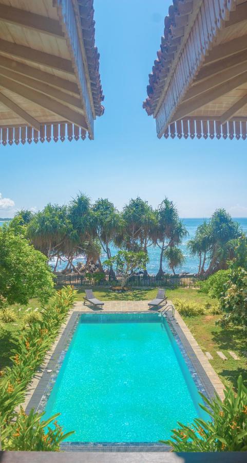 Guru Beach Resort Tangalle Exteriör bild