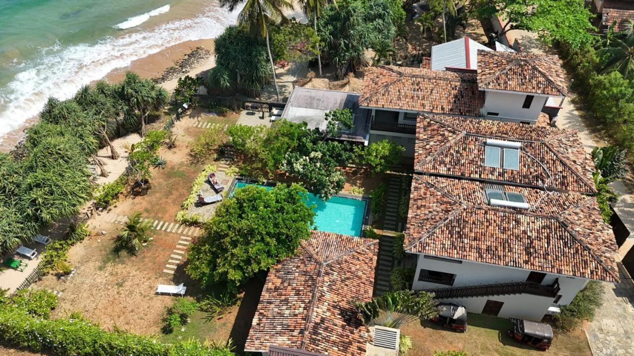 Guru Beach Resort Tangalle Exteriör bild