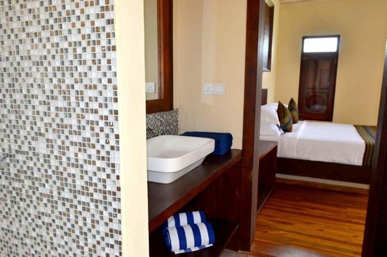 Guru Beach Resort Tangalle Exteriör bild